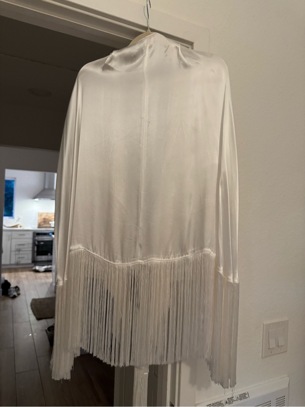 Cult Gaia Silky Ivory Fringe Kimono Wrap - Picture 9 of 9